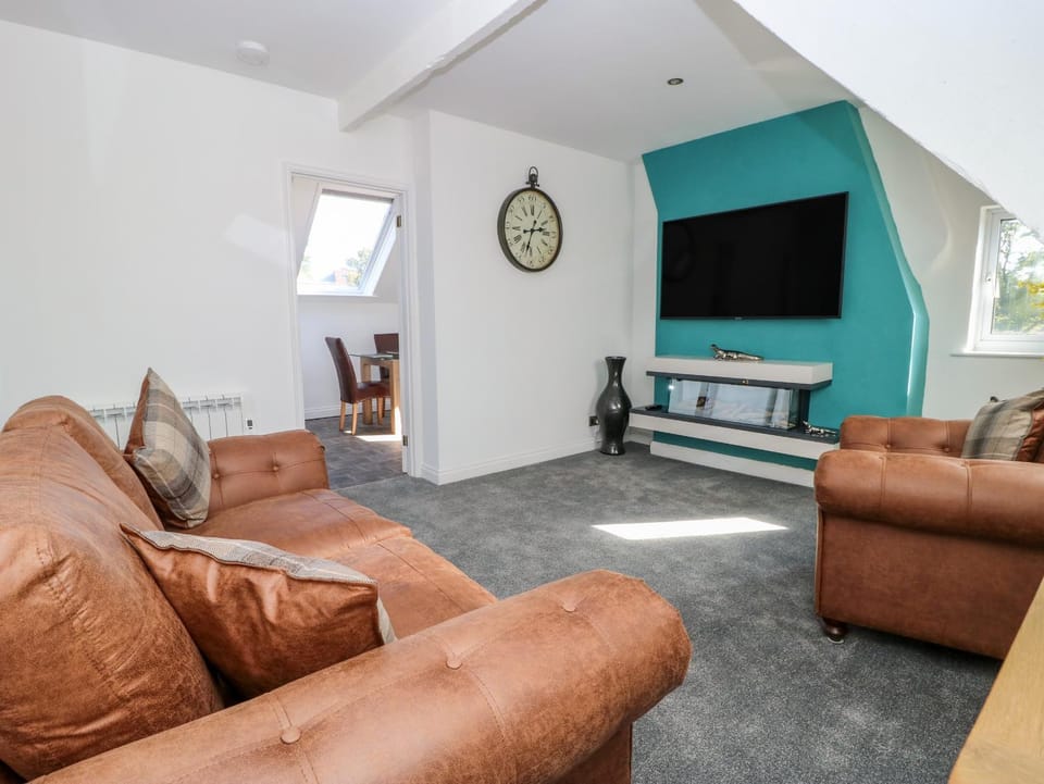 2 Rodgers Mews Apartment in England