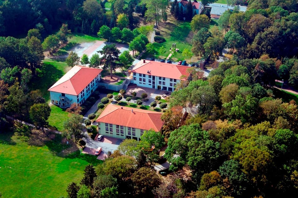 Property building, Bird's eye view
