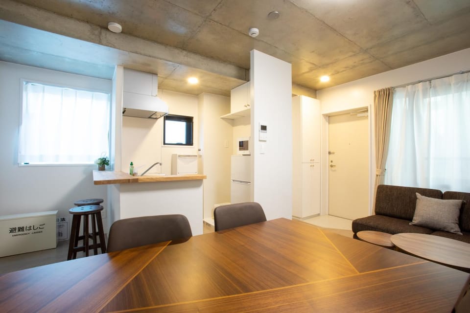 Living room, Dining area