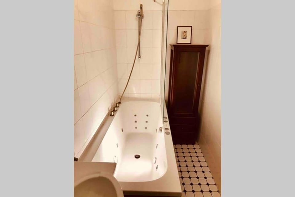 Best location, beautiful and quiet Old Town apt. Apartment in Tallinn