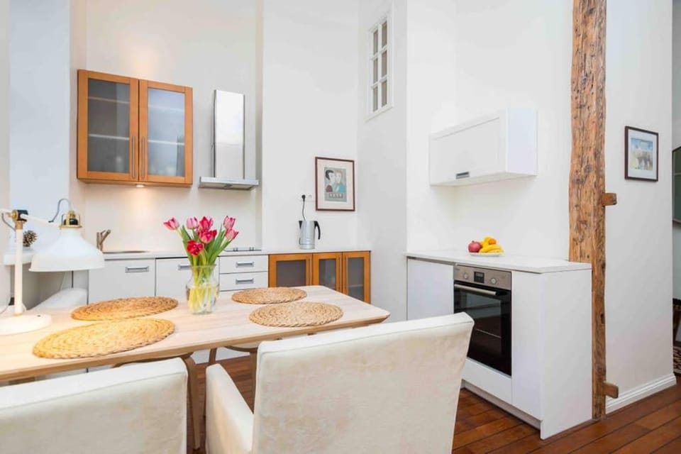 Best location, beautiful and quiet Old Town apt. Apartment in Tallinn