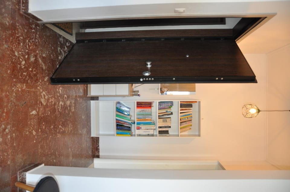 Sunny Apartment with view Apartment in Athens
