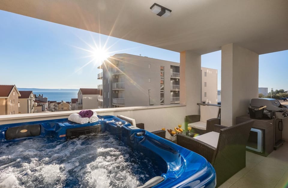 Massage, Spa and wellness centre/facilities, Sunset