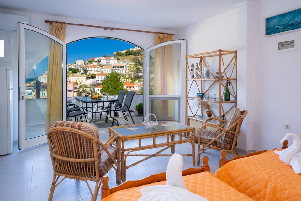 Balcony/Terrace, Living room, Seating area, Bedroom