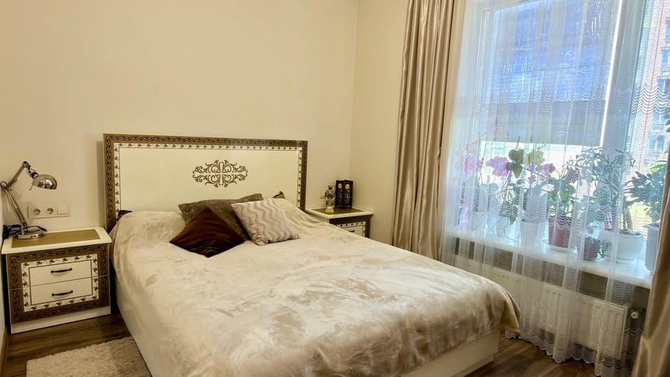 Просторные светлые апартаменты у моря Apartment in Odessa Oblast