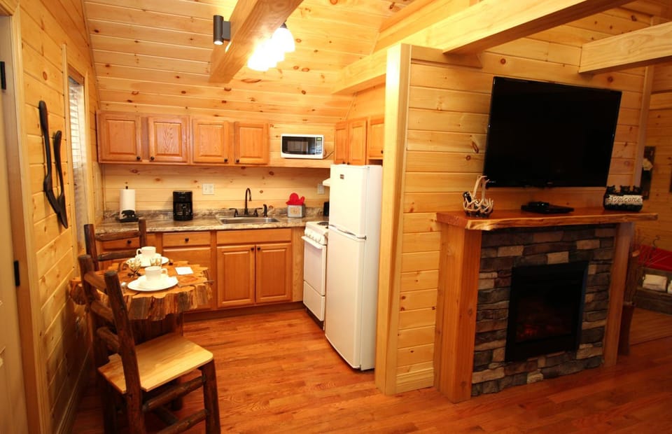 Lovin' Inn Chalet in Gatlinburg