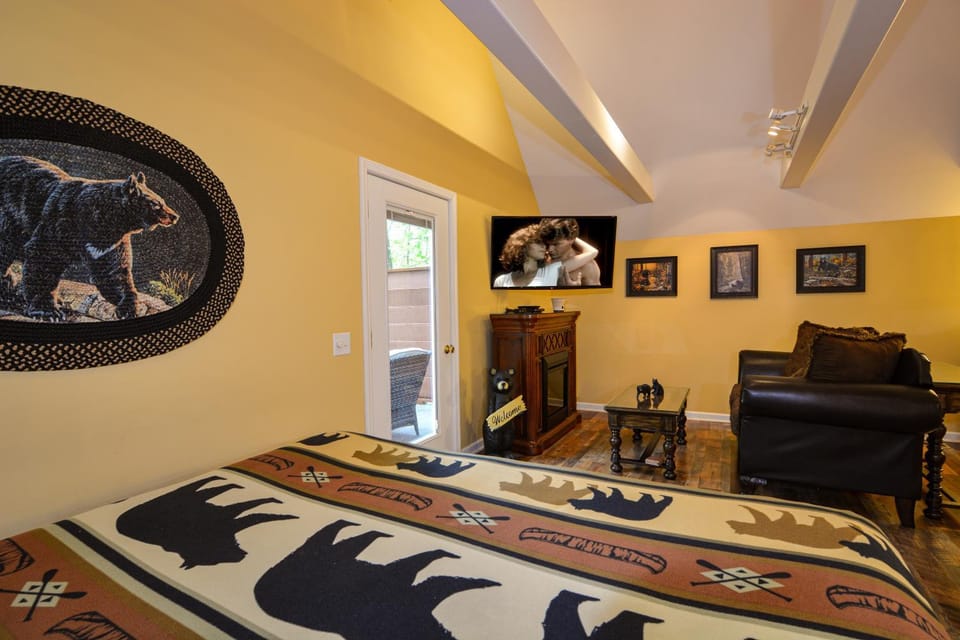 Mountain Romance Chalet in Gatlinburg