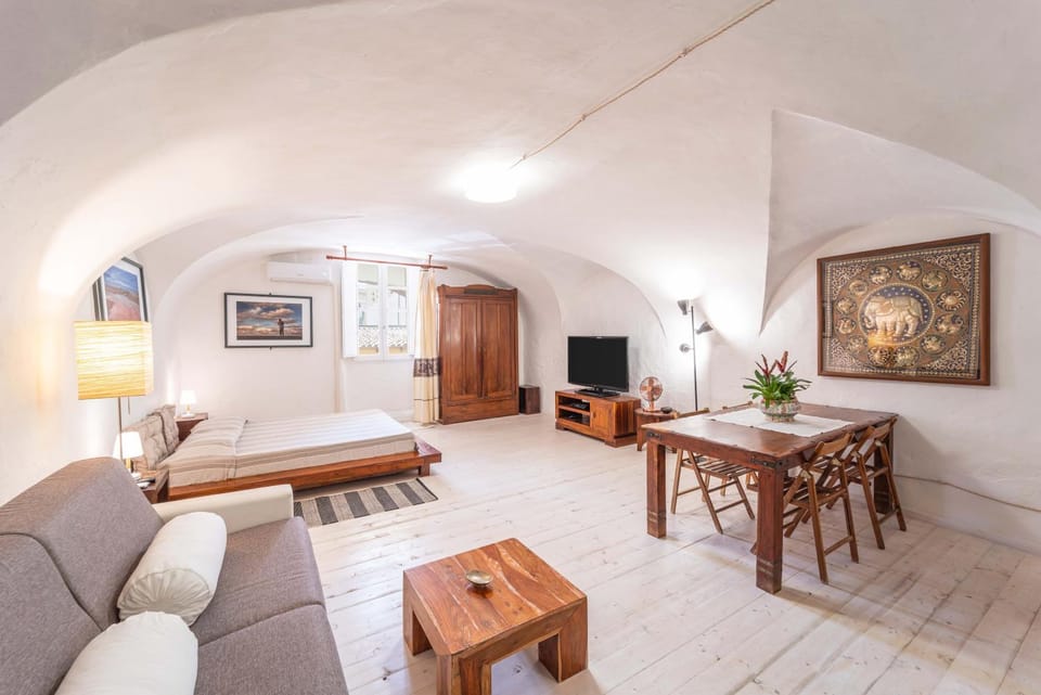 Property building, Living room