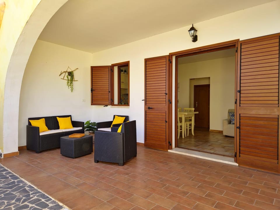 Balcony/Terrace, Balcony/Terrace