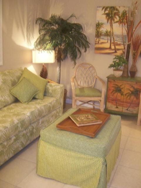 1 Mi to Shelter Cove: Hilton Head Resort Condo! House in Hilton Head Island