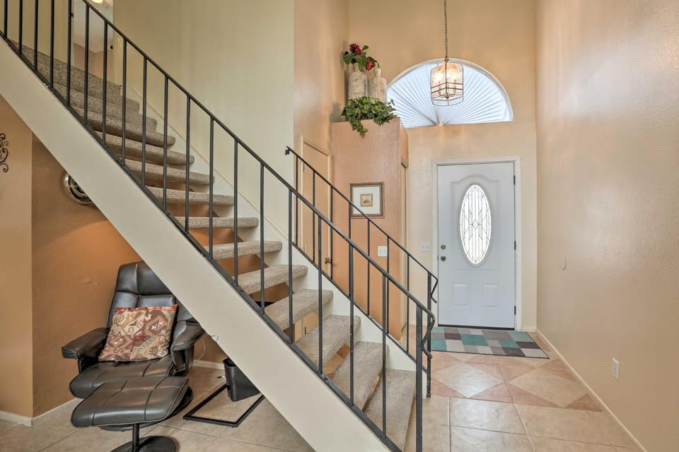 Dog-Friendly Tucson Home w/ Patio & Hot Tub House in Casas Adobes