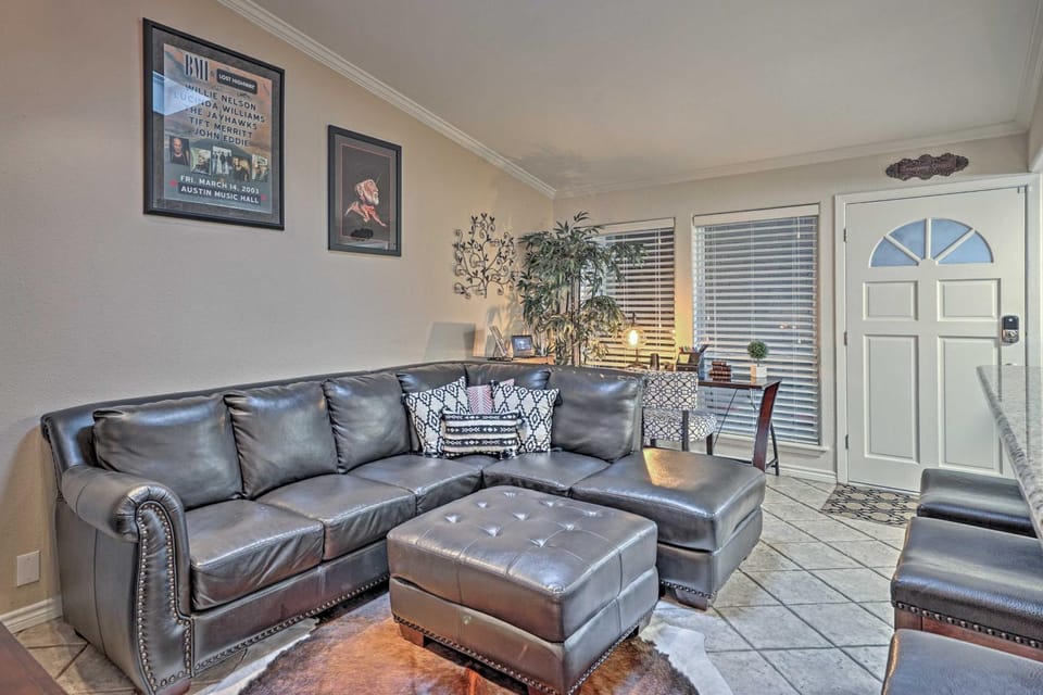 5 Mi to Dtwn: Austin Gem w/ Pool, Pets Welcome House in Austin