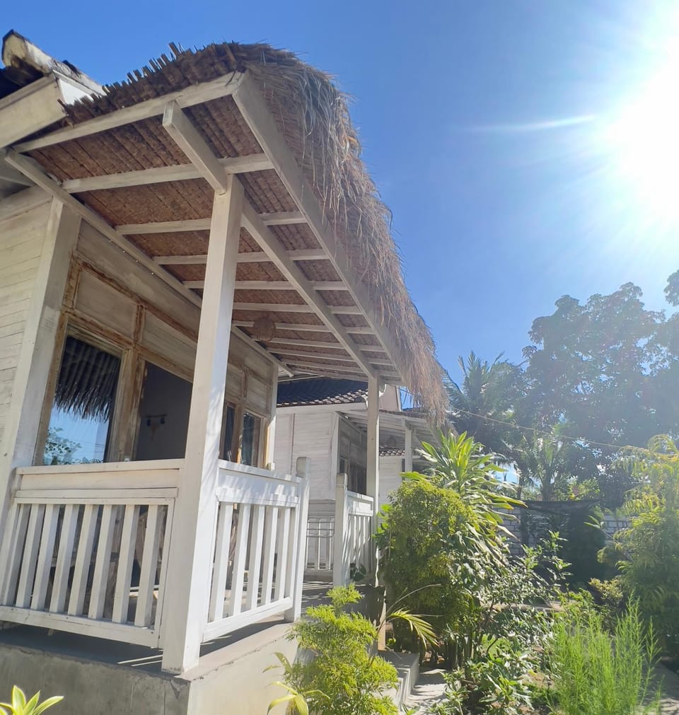 The Layar Homestay Bed and Breakfast in Nusapenida