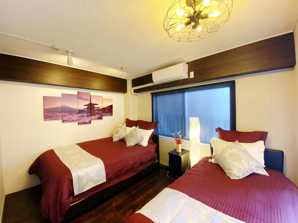 Photo of the whole room, Bedroom, bunk bed