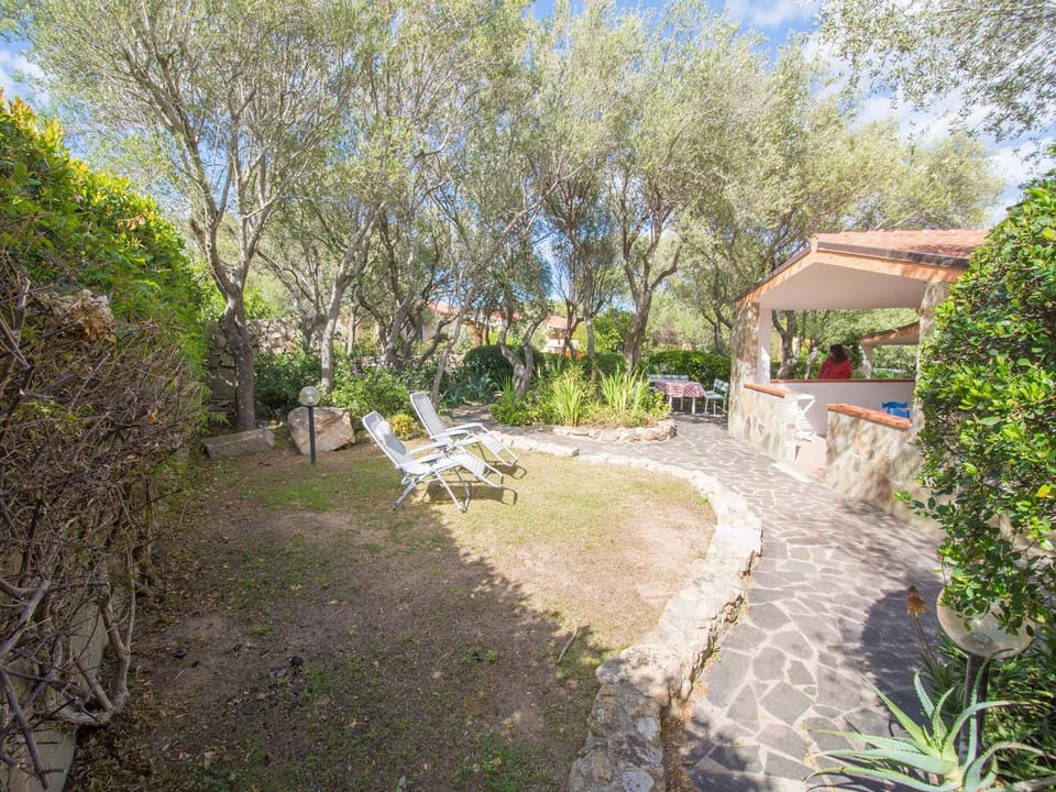 Property building, Garden