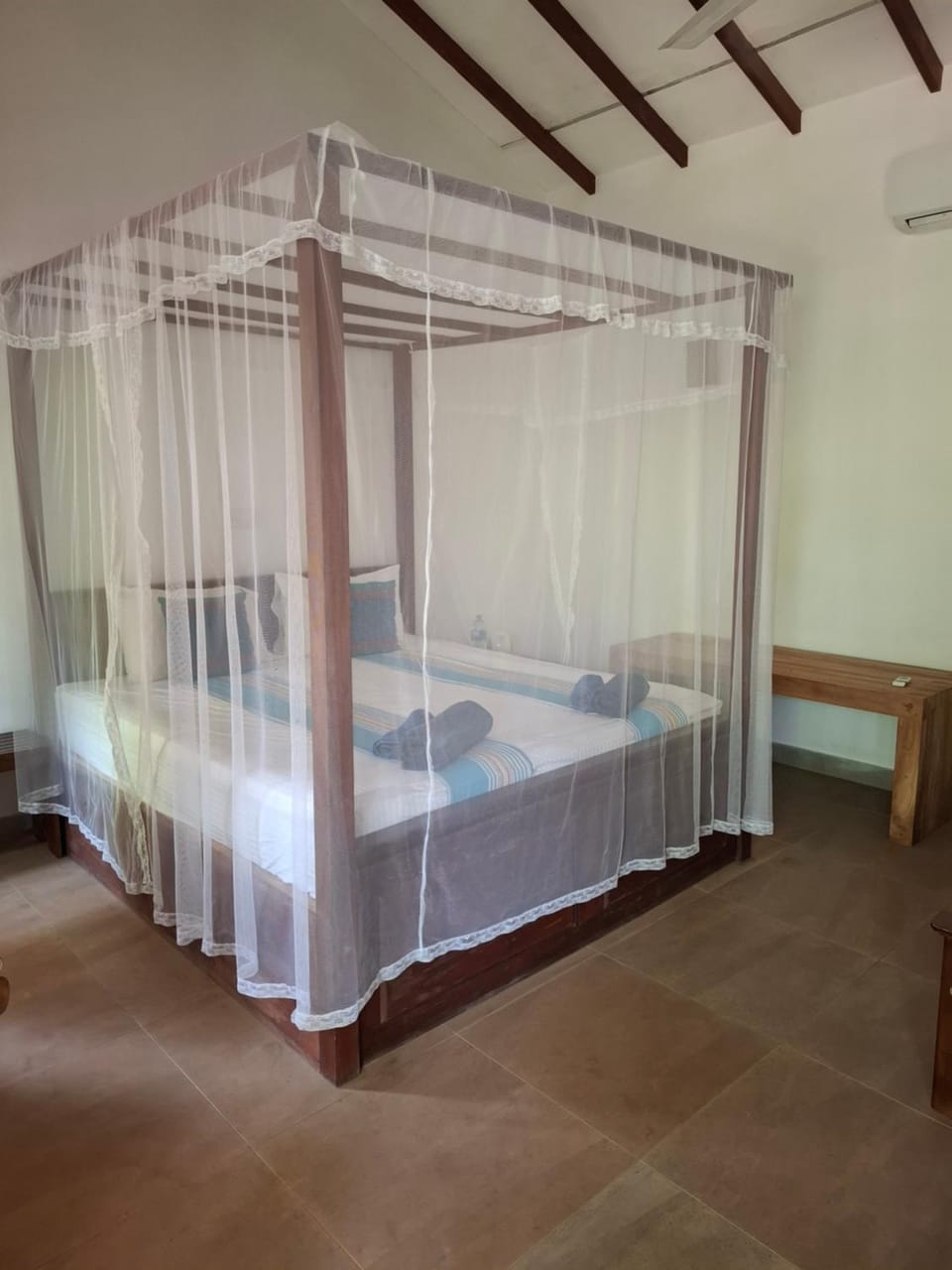 Jackland Holiday Cabanas Hotel in Western Province