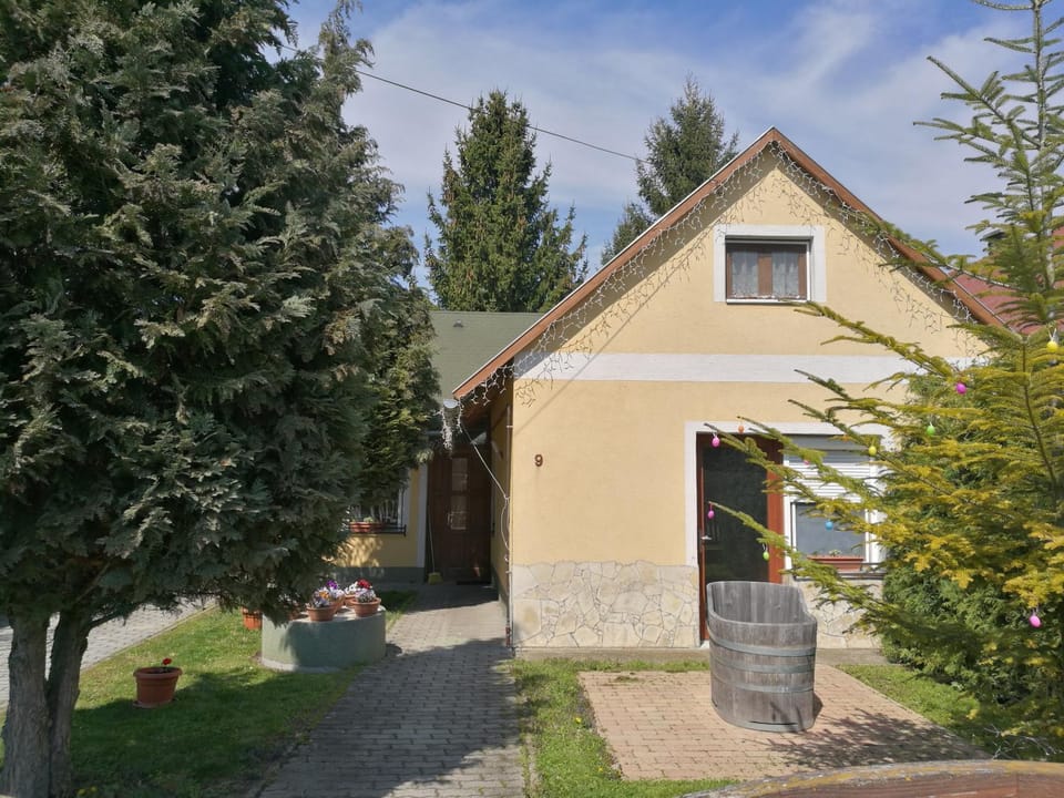 Gergely Vendégház Apartment in Hungary