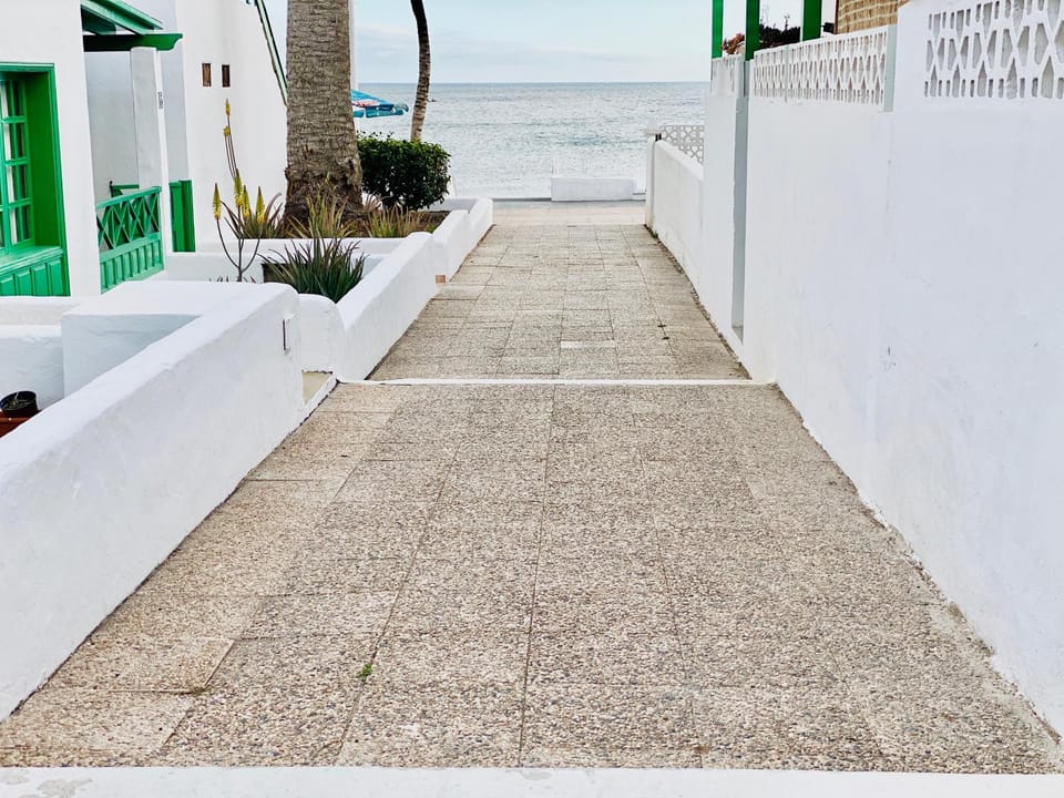 Facade/entrance, Beach, Sea view