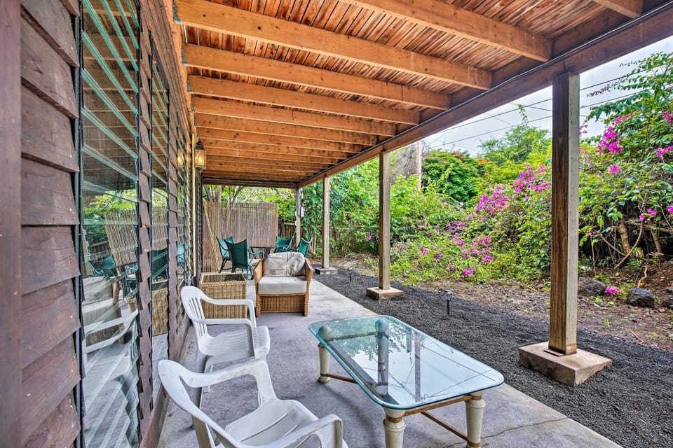 Walk to Turtle Beach from Kailua-Kona Apt! Apartment in Holualoa
