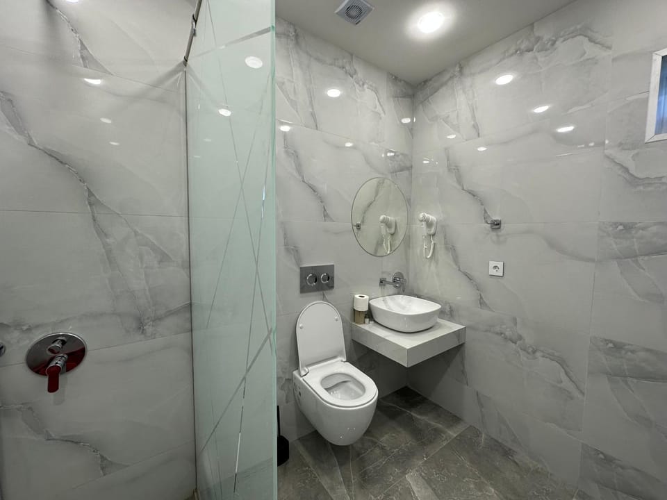 Shower, Toilet, Bathroom