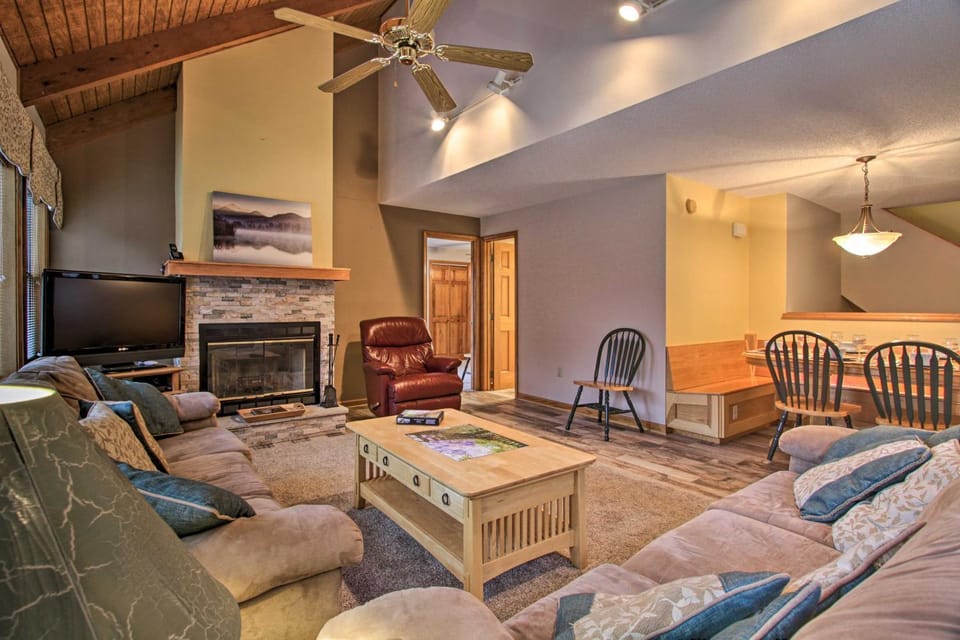 Gated Resort Home: Norris Lake Access, Shared Dock House in Norris Lake