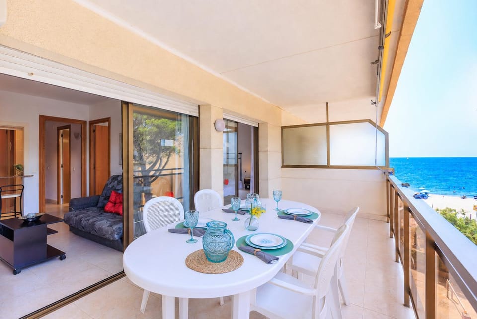 Balcony/Terrace, Dining area