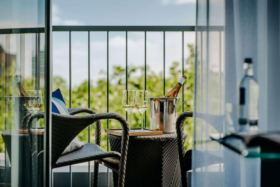 View (from property/room), Balcony/Terrace