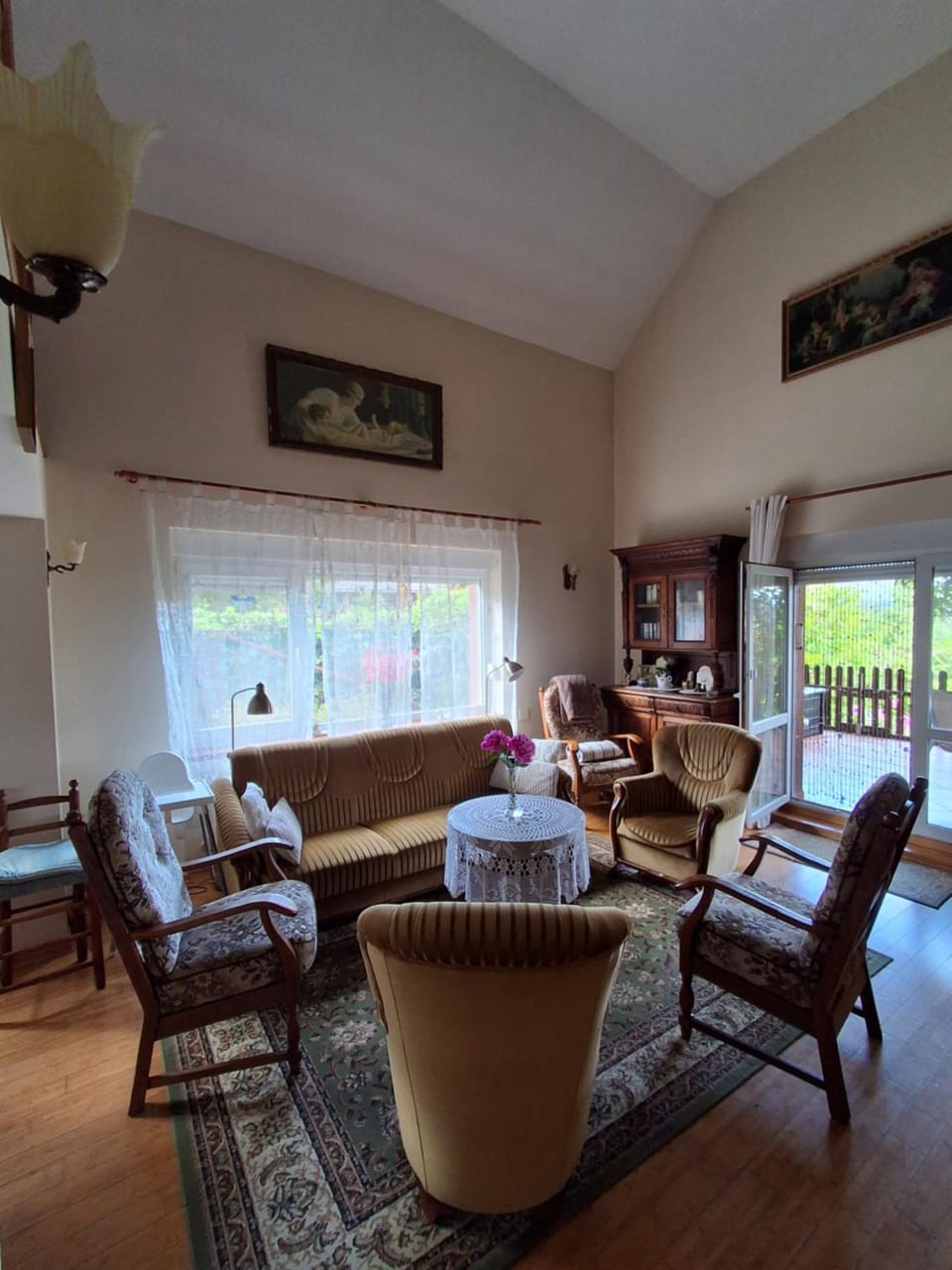 Property building, Living room