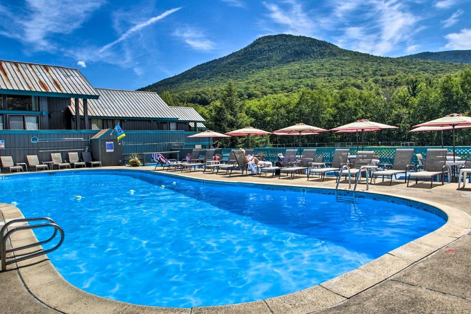 Lincoln Condo w/ Amenities + Shuttle to Loon! House in Lincoln