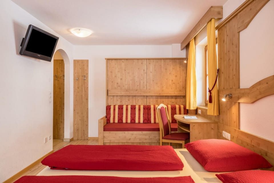 Living room, Bedroom