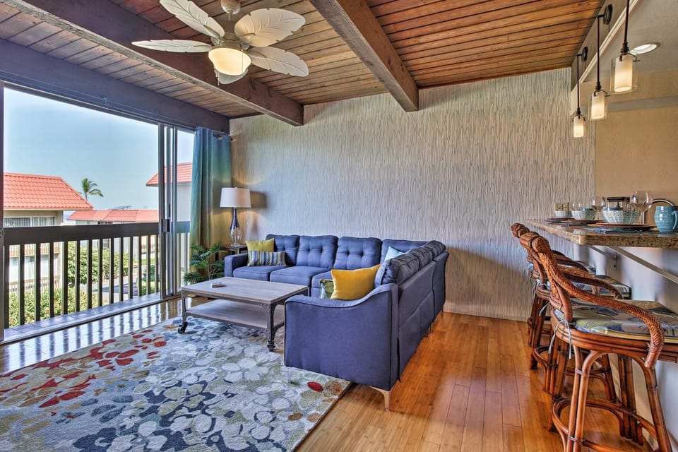 Kona Condo w/ View, Walk to Beach & Restaurants House in Holualoa