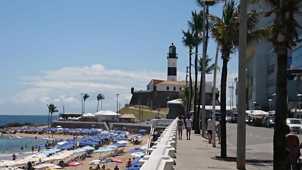 Neighbourhood, Beach