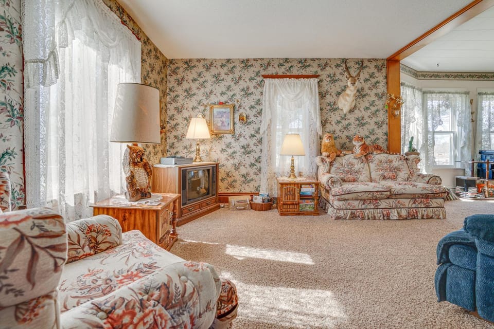 Historic Farmhouse w/ Fire Pit: Pet Friendly! House in Wisconsin