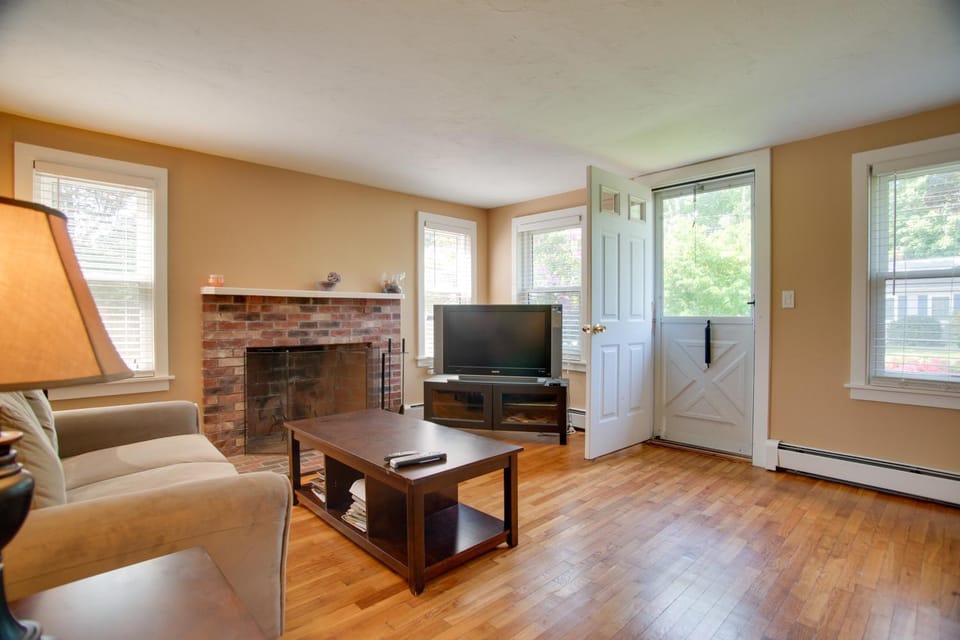 < 1 Mi to Beach: Family-Friendly Falmouth Home! House in Falmouth