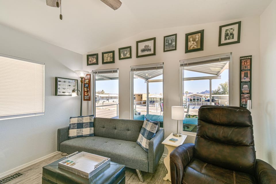 Steps to Beach: Lake Havasu City Home w/ Grill! House in Lake Havasu City