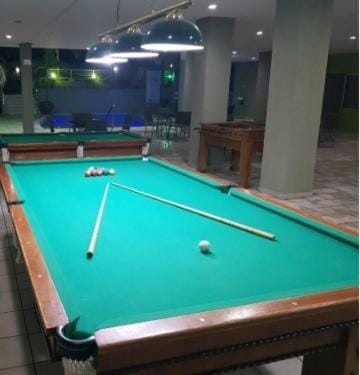 Billiard, Game Room