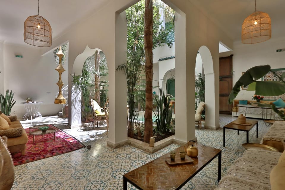 Patio, View (from property/room), Living room, Decorative detail, Seating area, Dining area