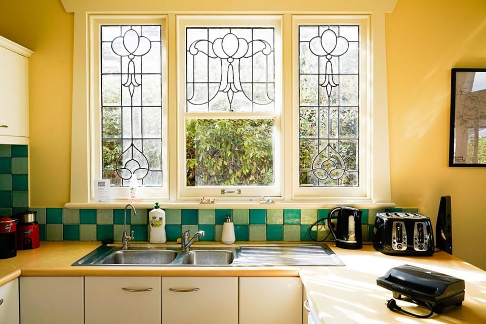 Kitchen or kitchenette, kitchen