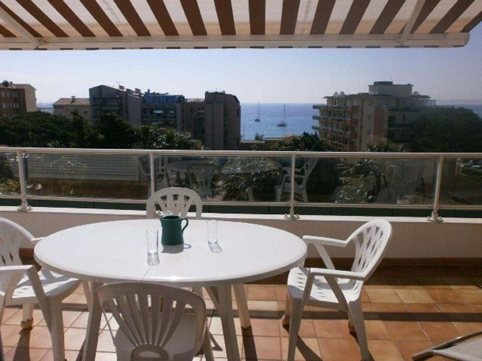 Appartement T3 Climat, Terrasse Vue Mer - Centre Lavandou - FR-1-308-122 Apartment in Le Lavandou