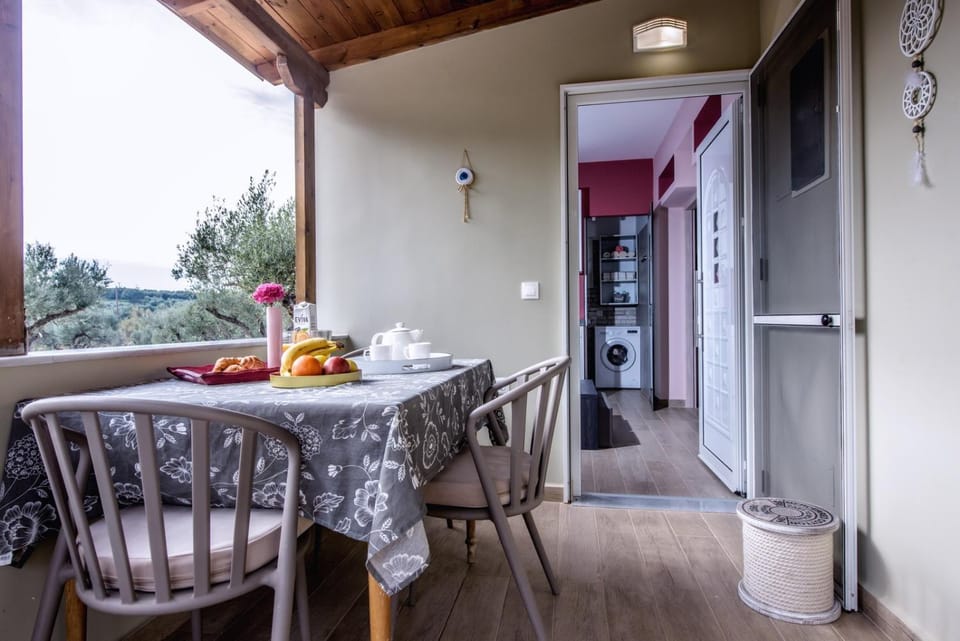 Balcony/Terrace, Balcony/Terrace