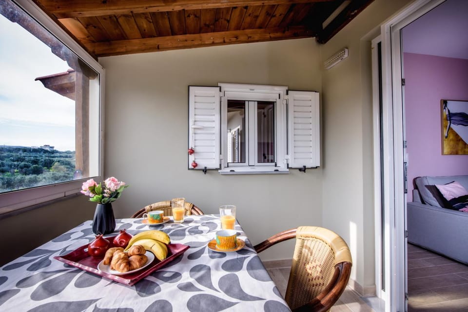 Balcony/Terrace, Balcony/Terrace