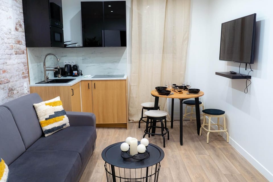 Rent a Room - Cosy 1BDR Apartment in Paris