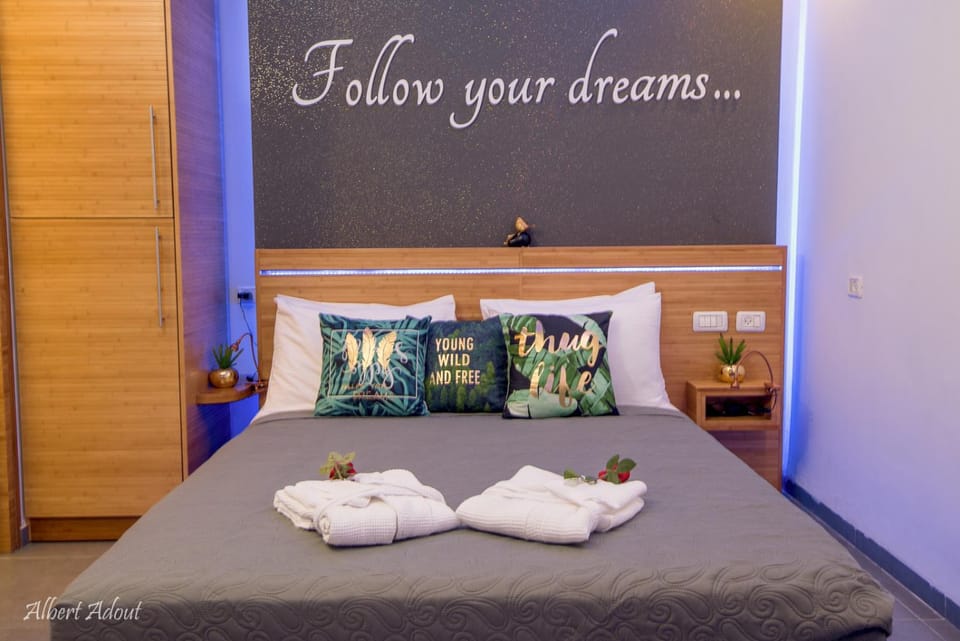 Yosefdream Luxury suites Bed and Breakfast in North District