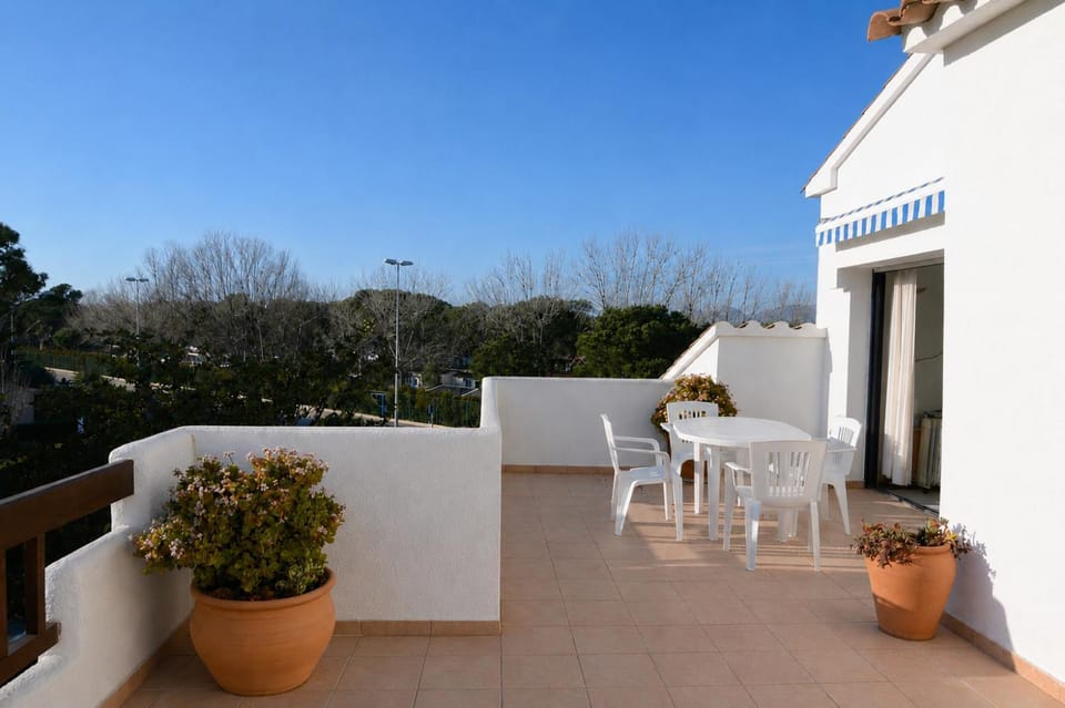 Nearby landmark, Spring, Summer, Balcony/Terrace