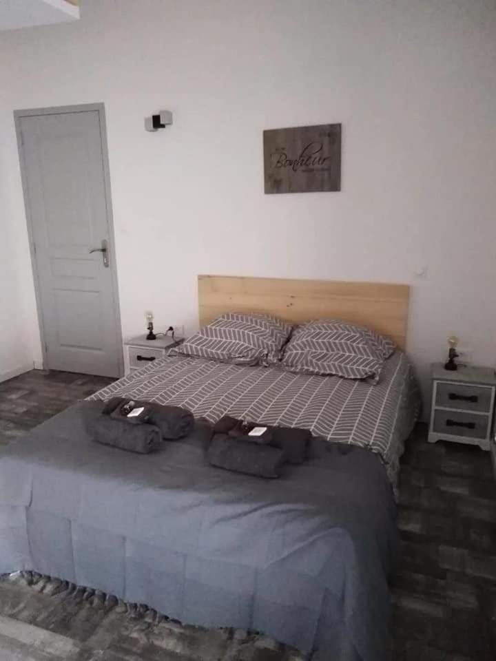 Location des isles Bed and Breakfast in Normandy