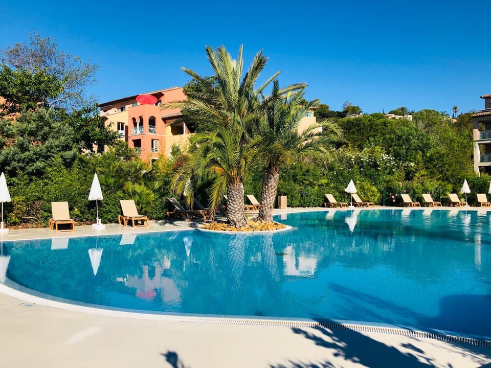 Appartement Premium face à la baie de St-Tropez à 100m de la plage Apartment in Roquebrune-sur-Argens