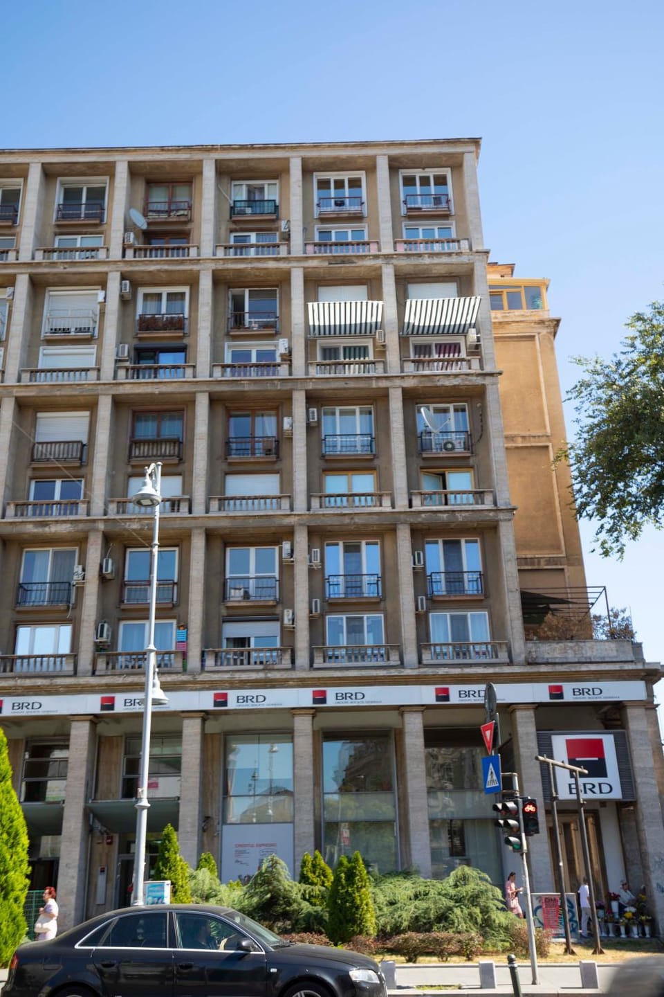 Property building, Facade/entrance, Location