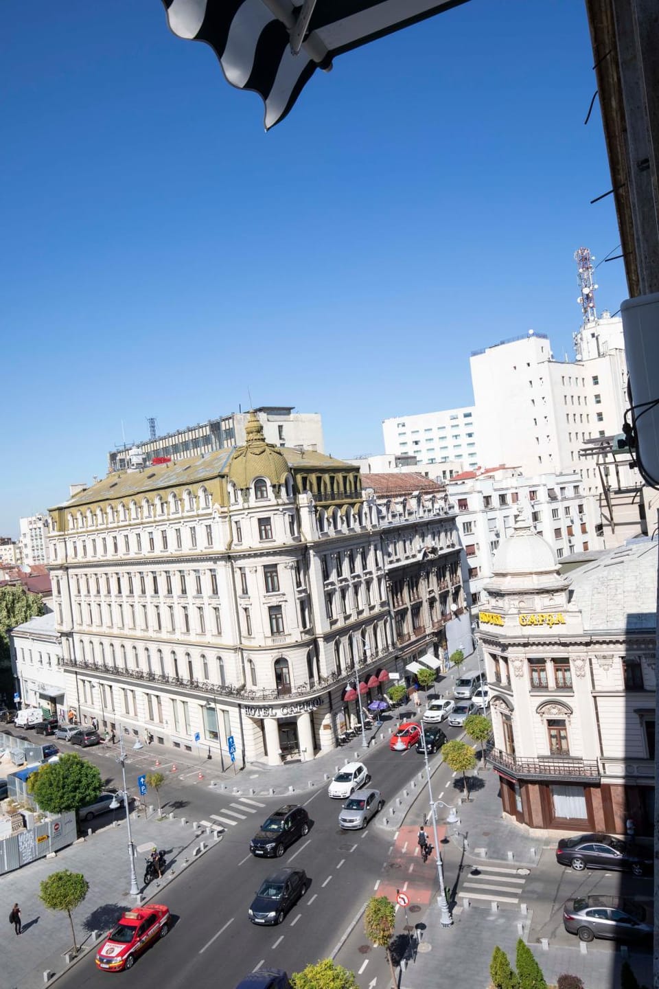 City view, Street view