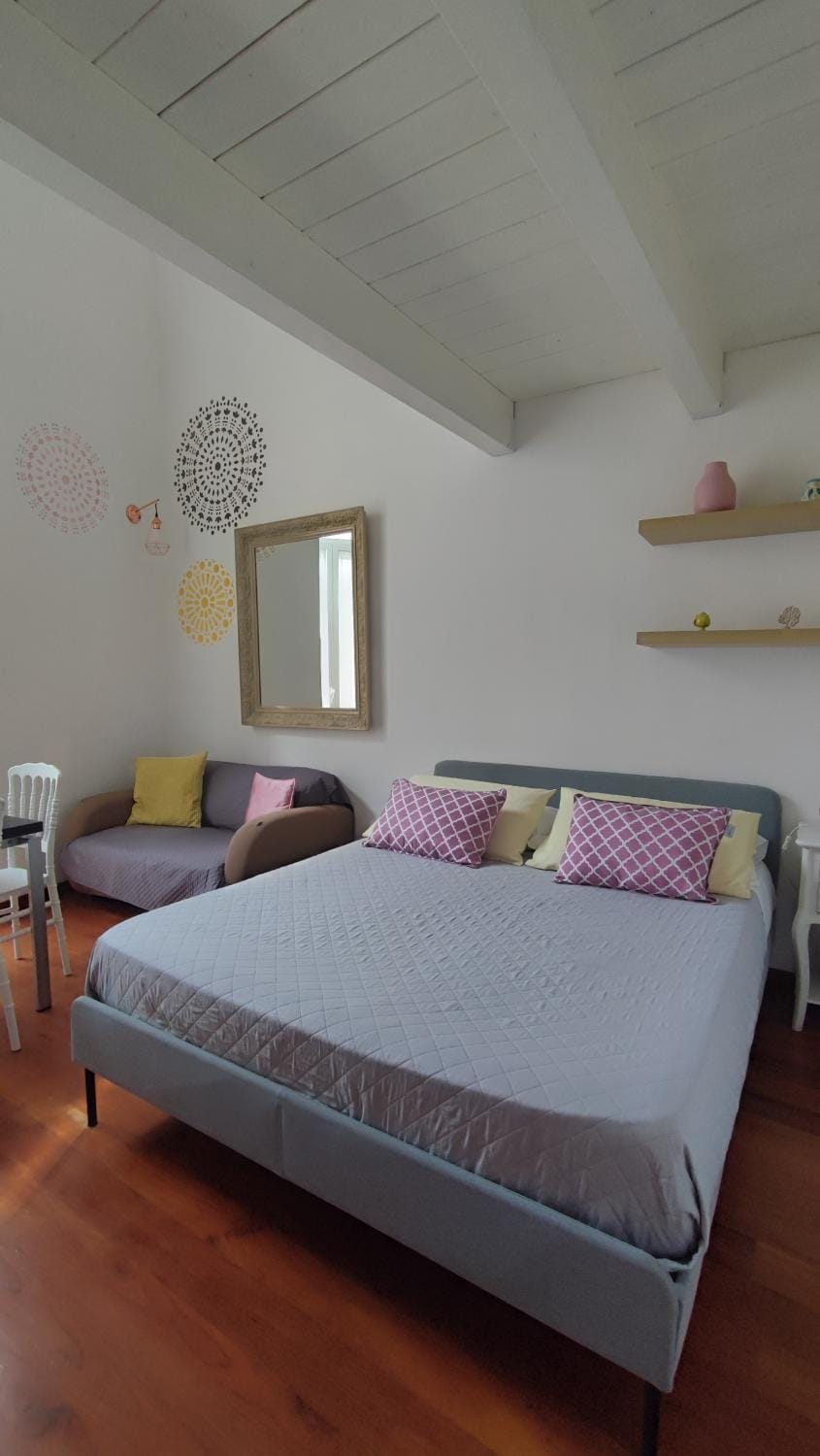 Mandala Apartment in Bari