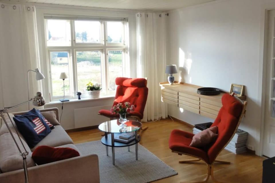Charming flat in cosy farmhouse Apartment in Rogaland